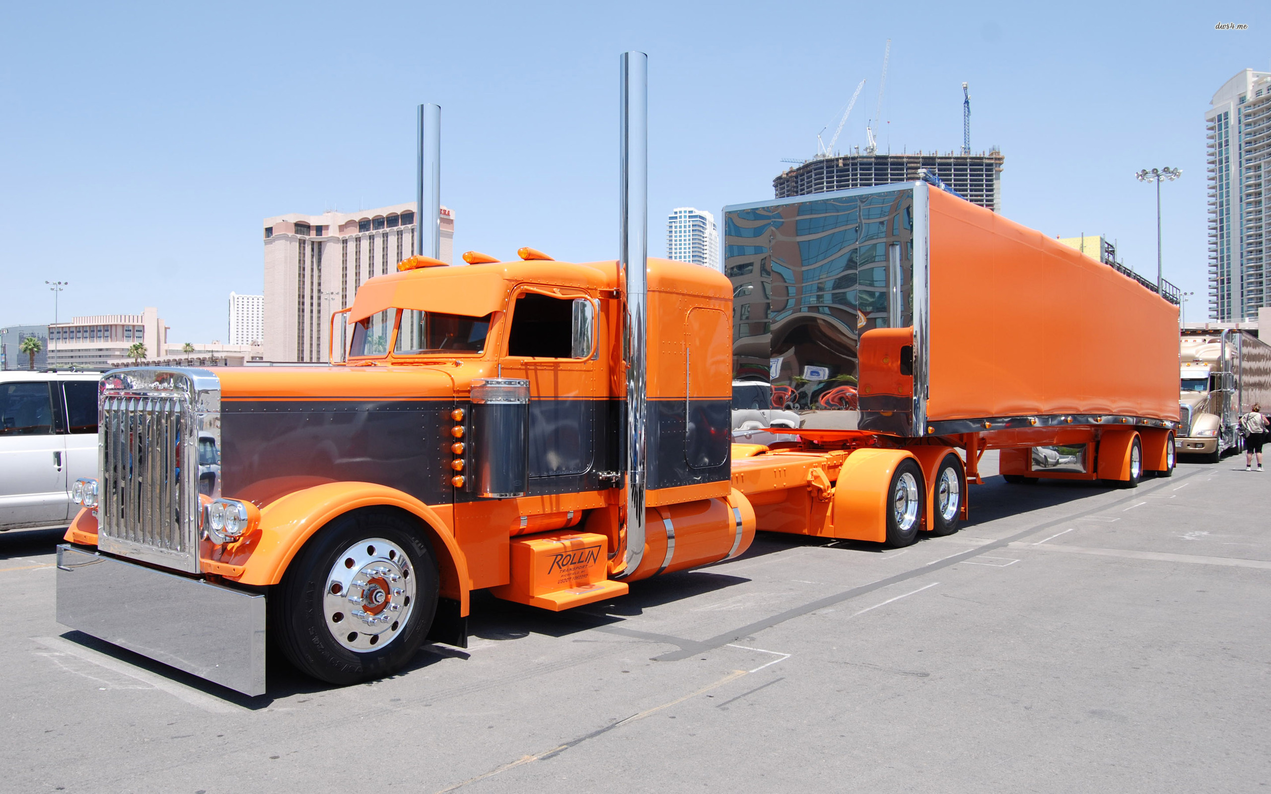 17749-peterbilt-truck-2560x1600-car-wallpaper.jpg