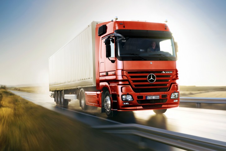 Mercedes-Benz-Actros-Truck-Speed-485x728.jpg